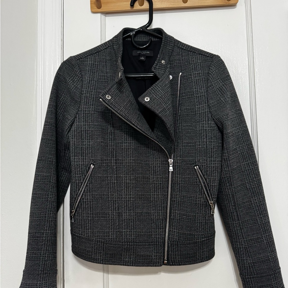 Ann Taylor jacket - Picture 2 of 5